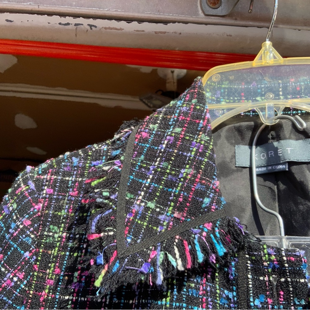 2pc tweed ladies suit multi colored sz.8